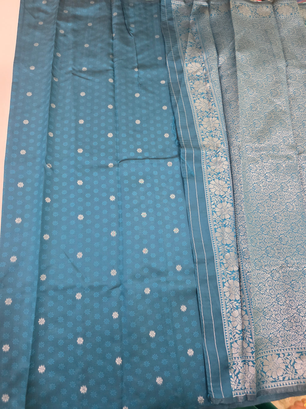 Mau Silk Saree (Kodi Border)