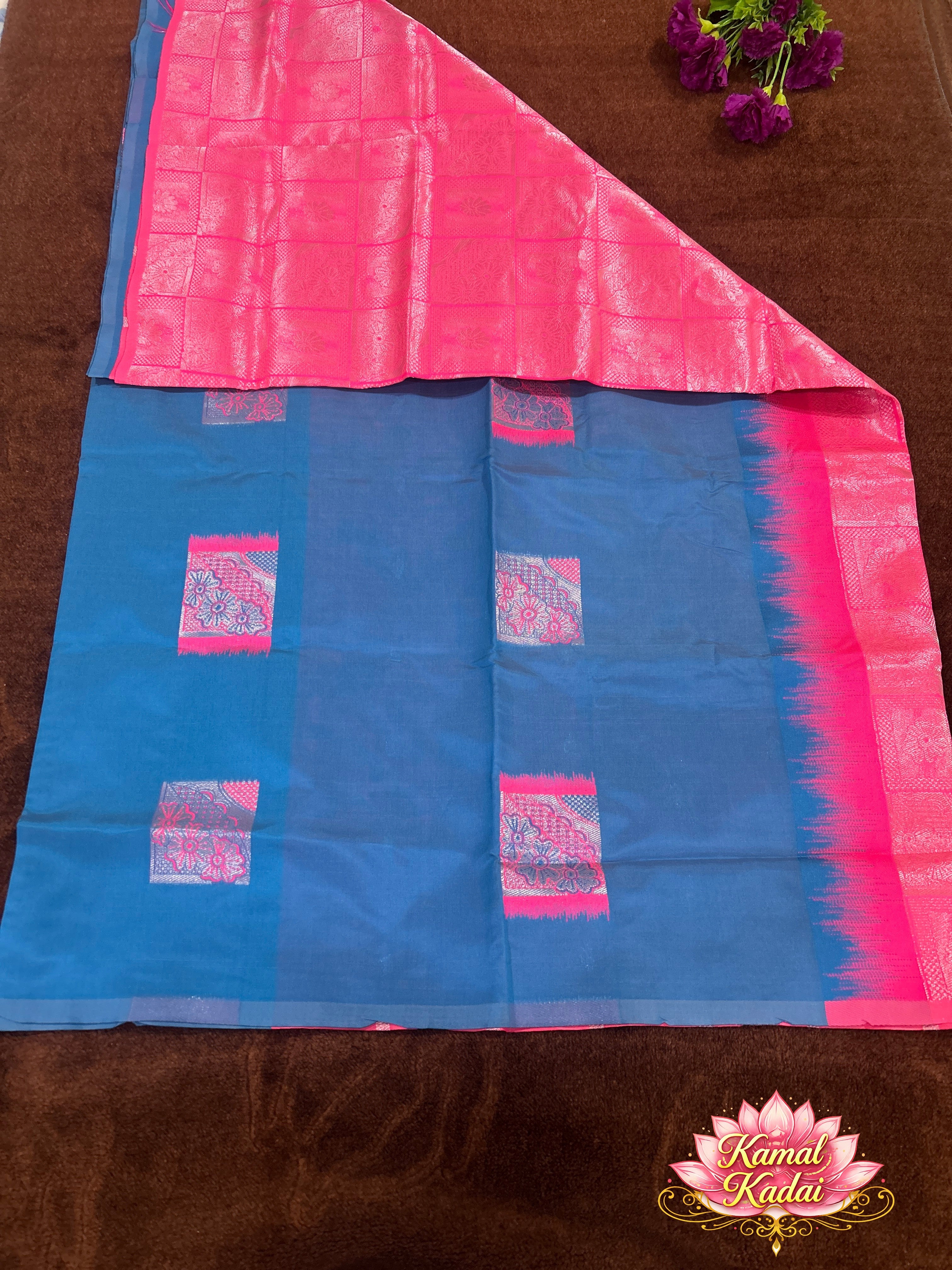 Latkan Silk With Rich Pallu