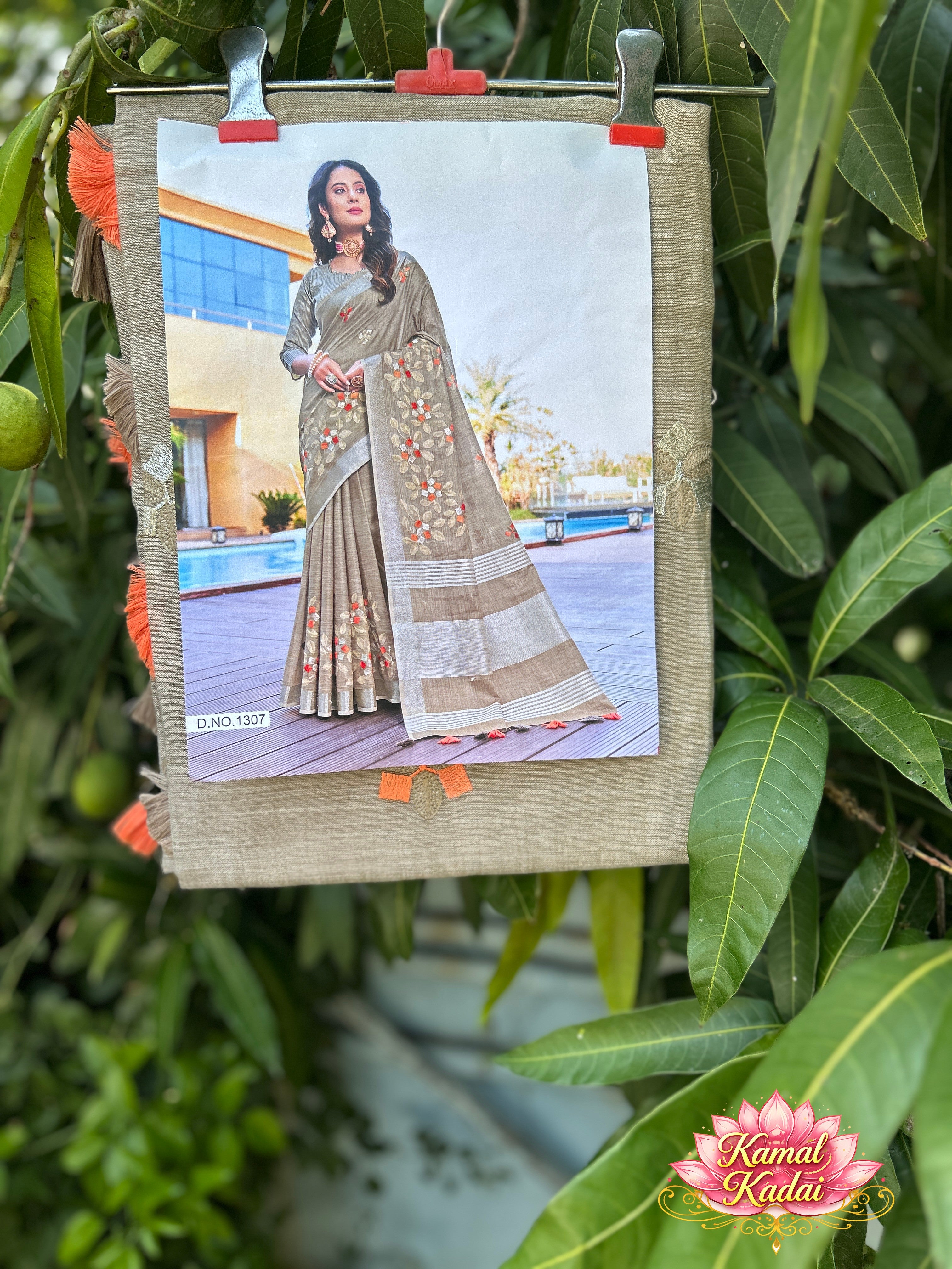 Linen Saree With Embroidery