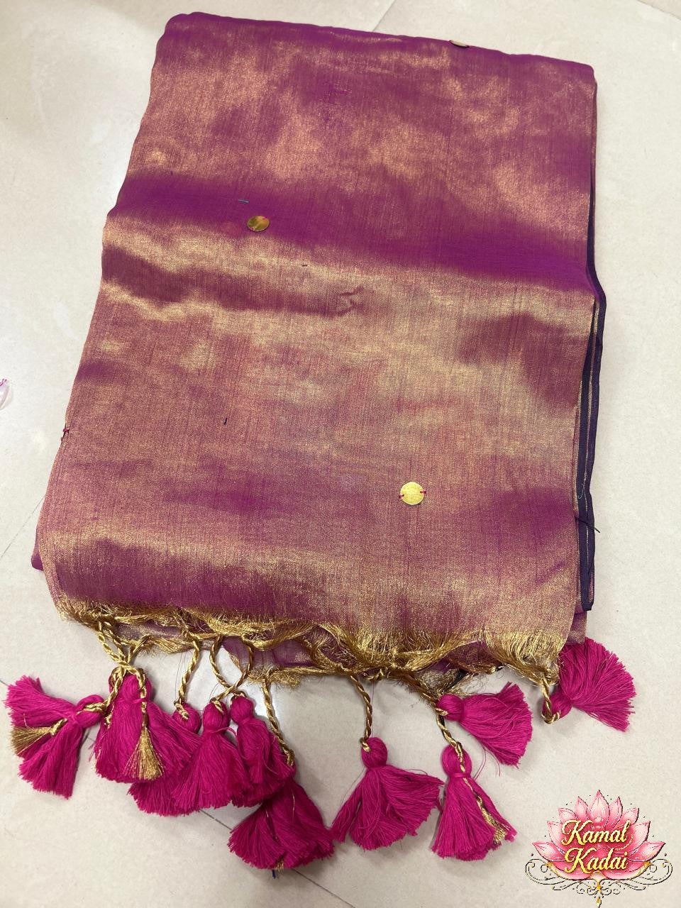 Insta-Trending Peacock Tissue saree