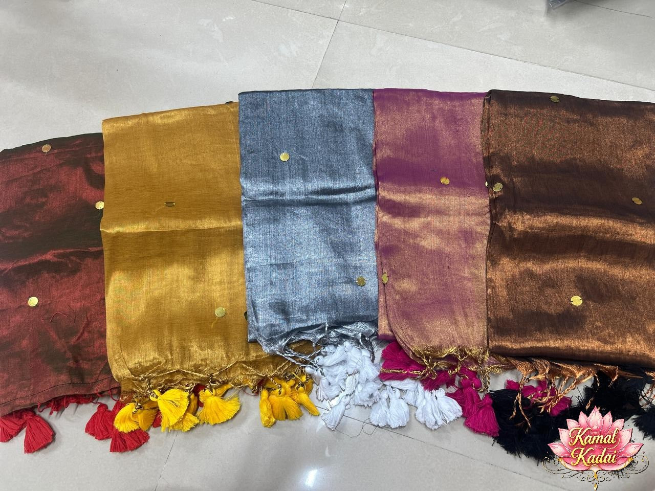 Insta-Trending Peacock Tissue saree
