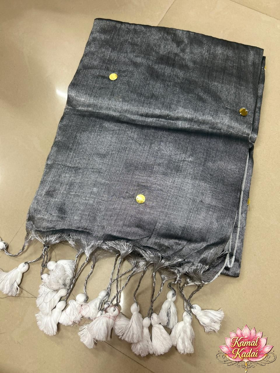 Insta-Trending Peacock Tissue saree
